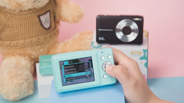Amazon | Bofypoo デジタルカメラ デジカメ コンパクト オート